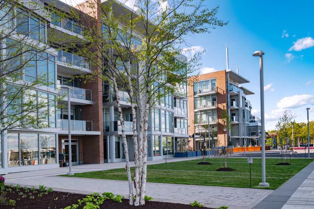 Modern Waterfront Apartment Complex in Clarksville, Maryland