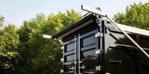 rear view of hydraulic roll-off dump truck bed
